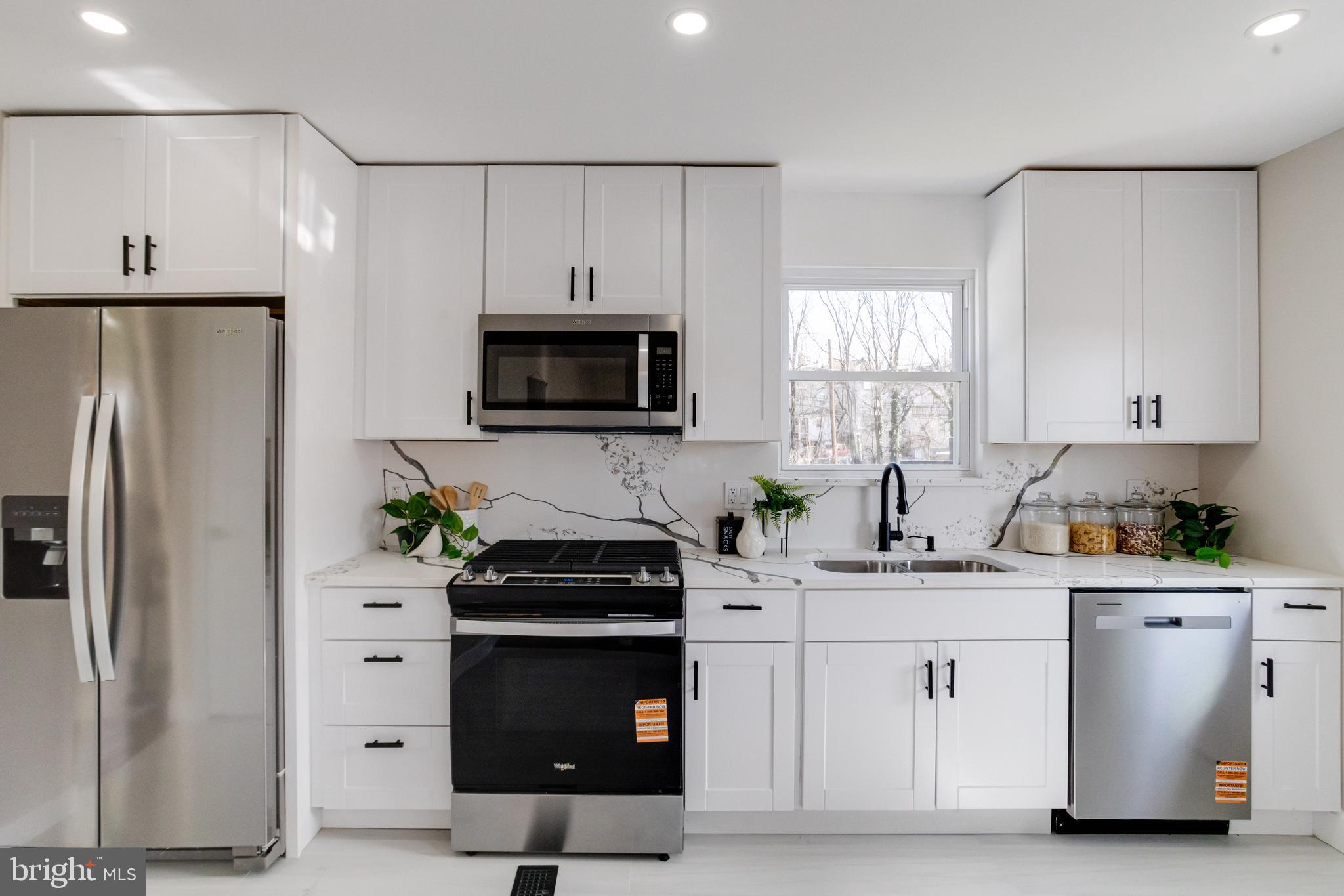 605 Walnut Avenue Baltimore, MD 21229 - Photo 6 of 80