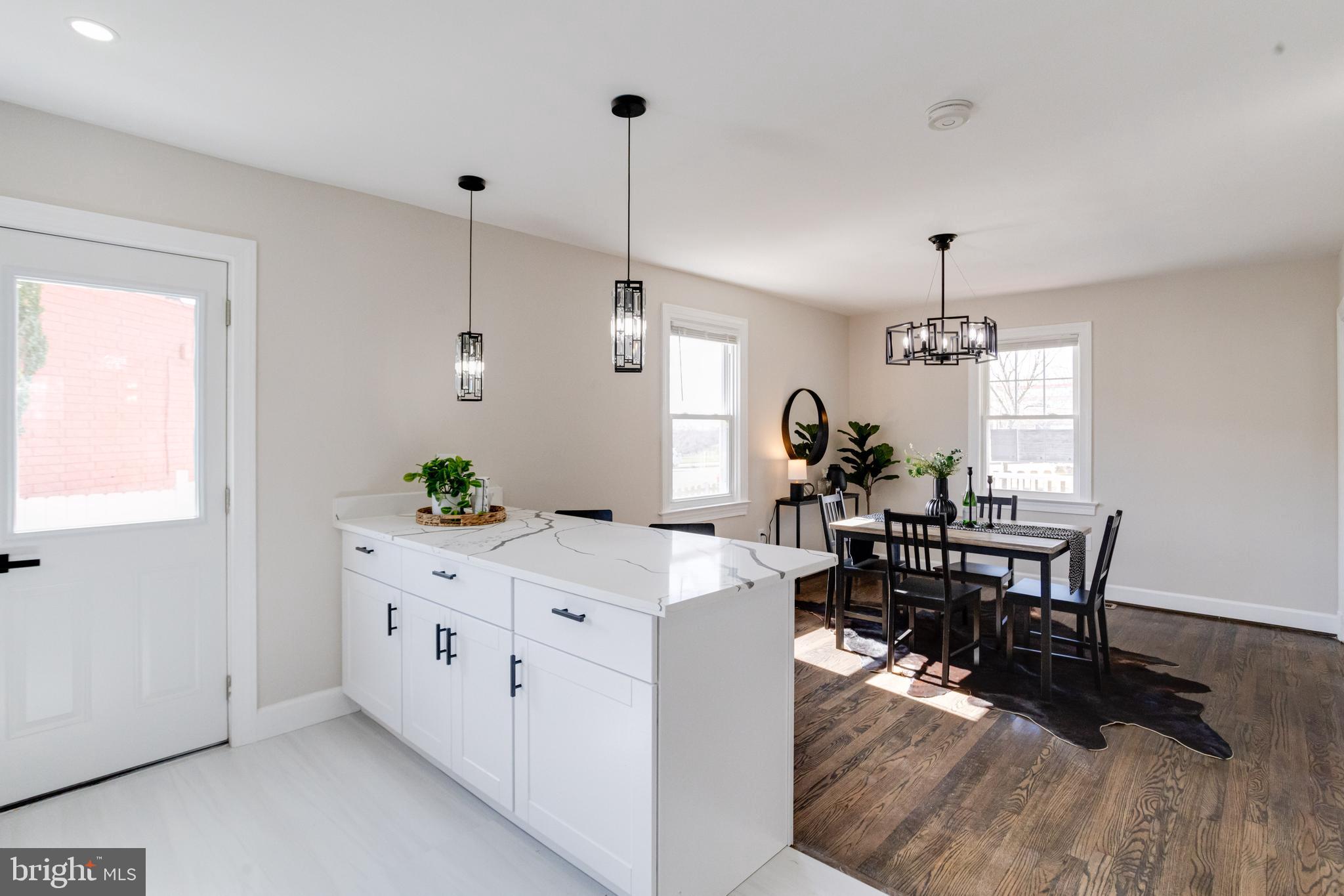 605 Walnut Avenue Baltimore, MD 21229 - Photo 9 of 80