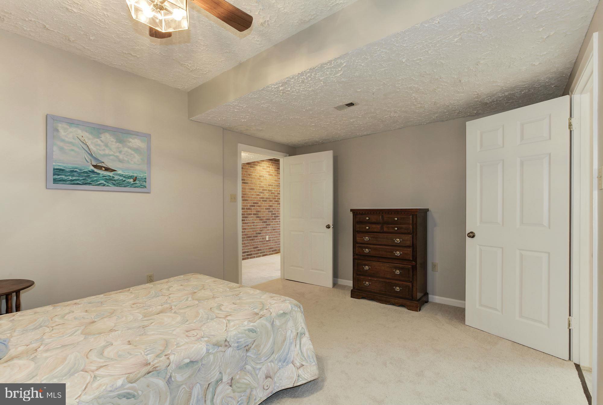 20905 Layton Ridge Drive Gaithersburg, MD 20882 - Photo 23 of 30 Bedroom