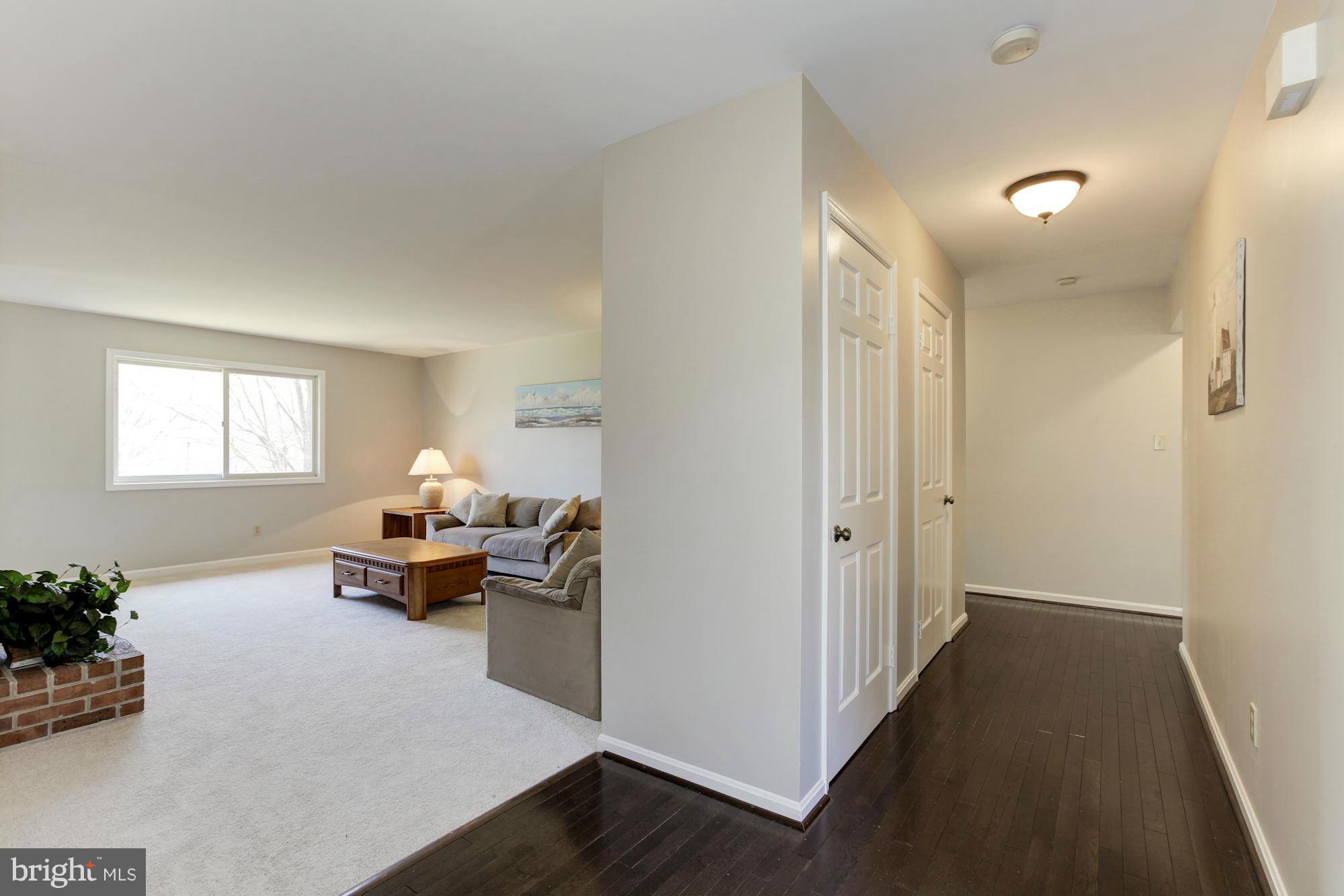 20905 Layton Ridge Drive Gaithersburg, MD 20882 - Photo 4 of 30 Interior (General)