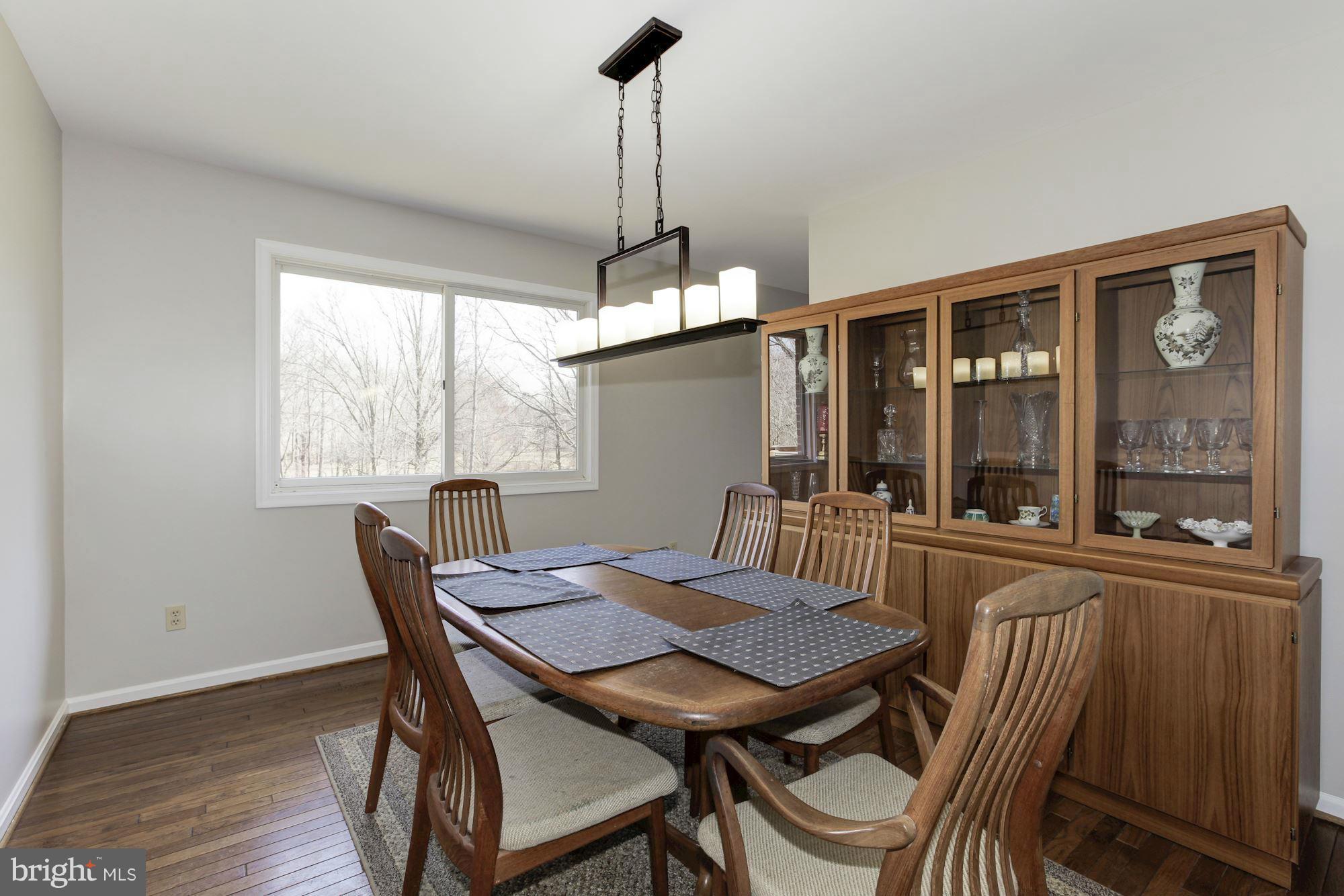 20905 Layton Ridge Drive Gaithersburg, MD 20882 - Photo 7 of 30 Dining Room