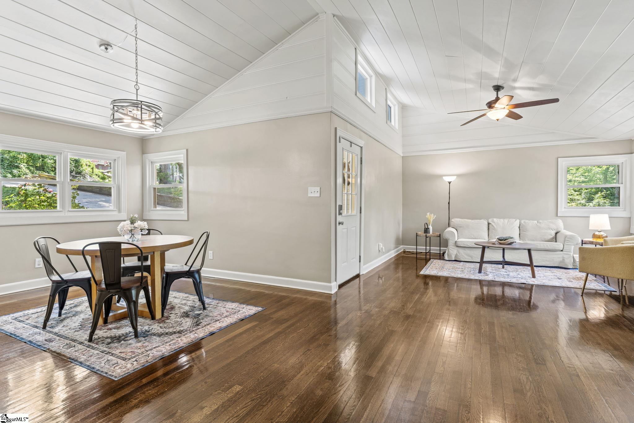 119 West Victoria Road Spartanburg, SC 29301 - Photo 2 of 50