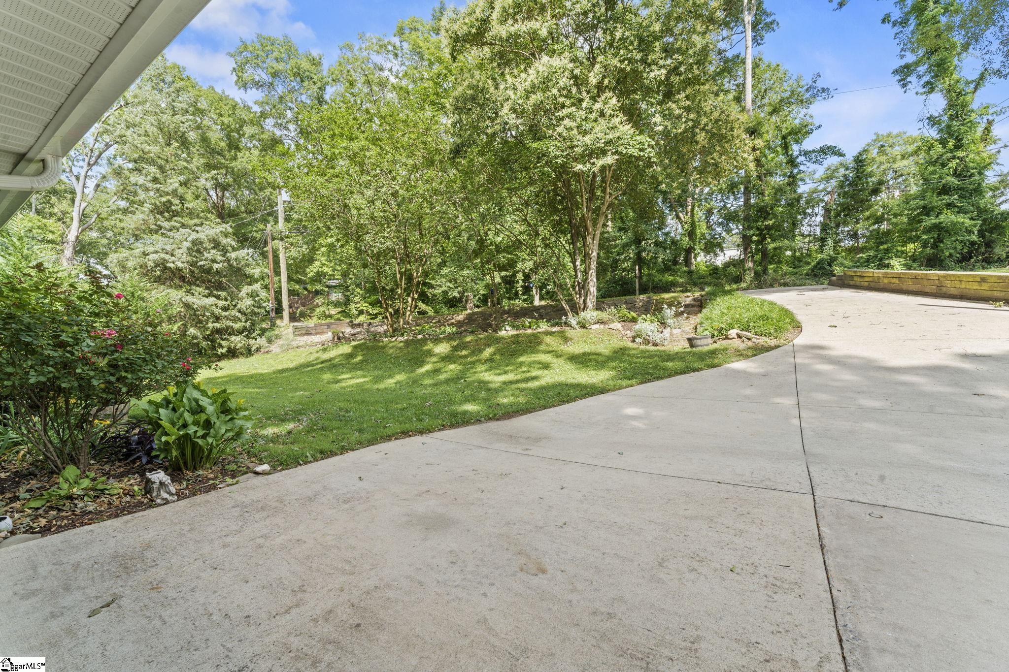 119 West Victoria Road Spartanburg, SC 29301 - Photo 46 of 50
