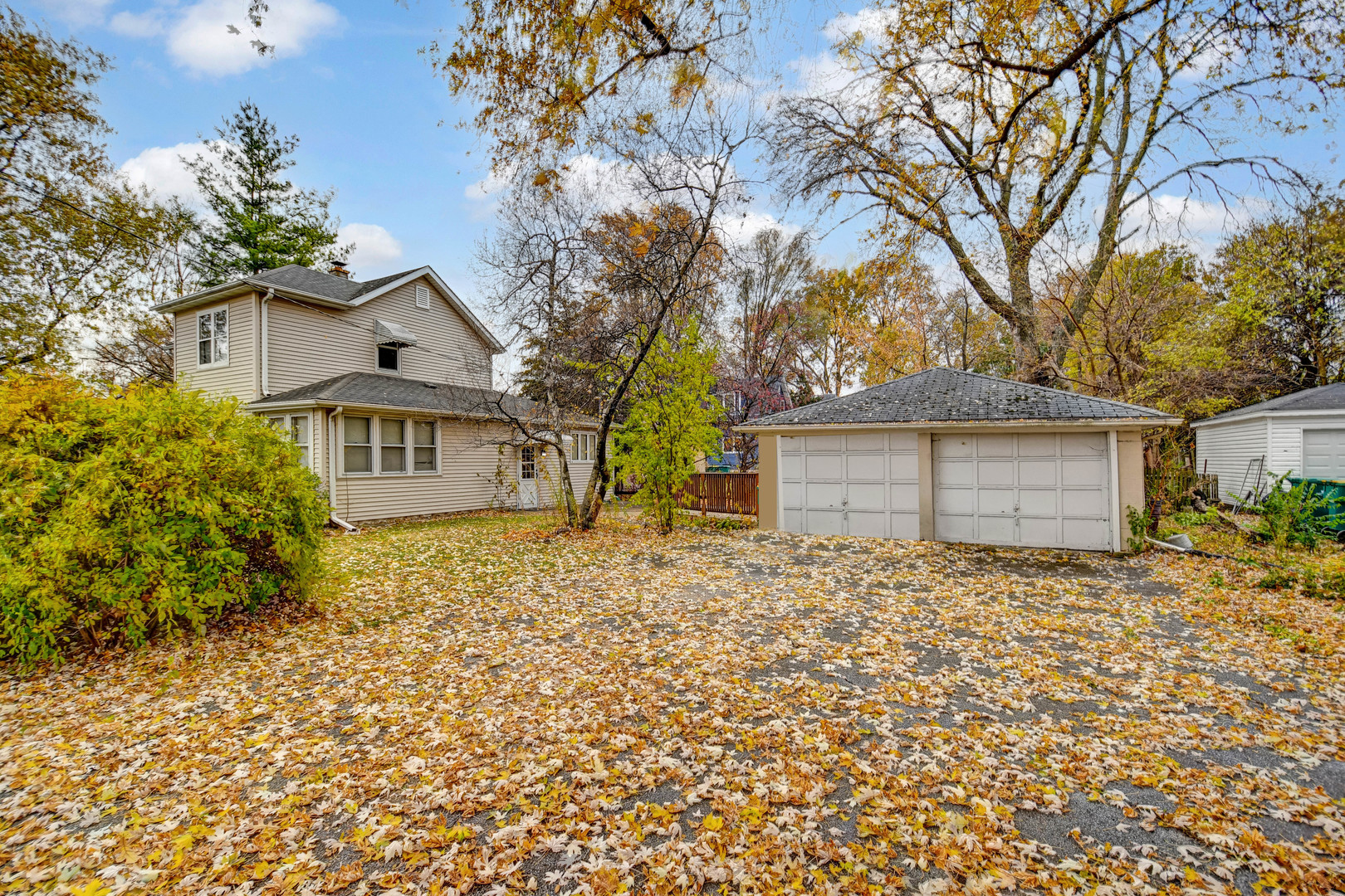 1000 Oneida Street Joliet, IL 60435 - Photo 19 of 21 front view of a house with a yard
