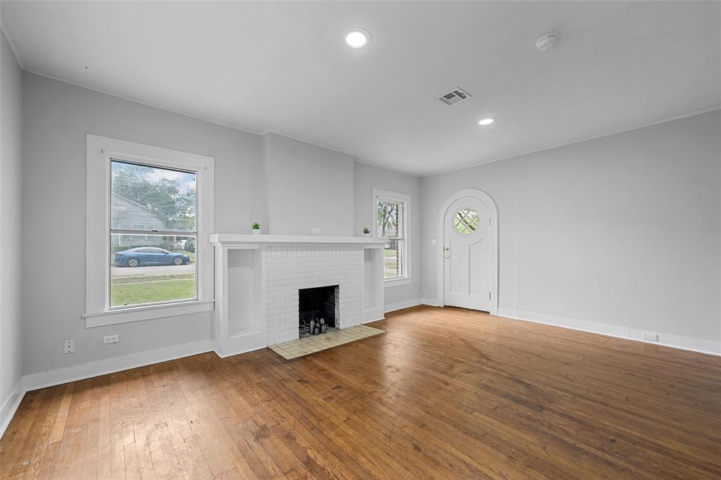 2511 Parrott Avenue Waco, TX 76707 - Photo 2 of 15