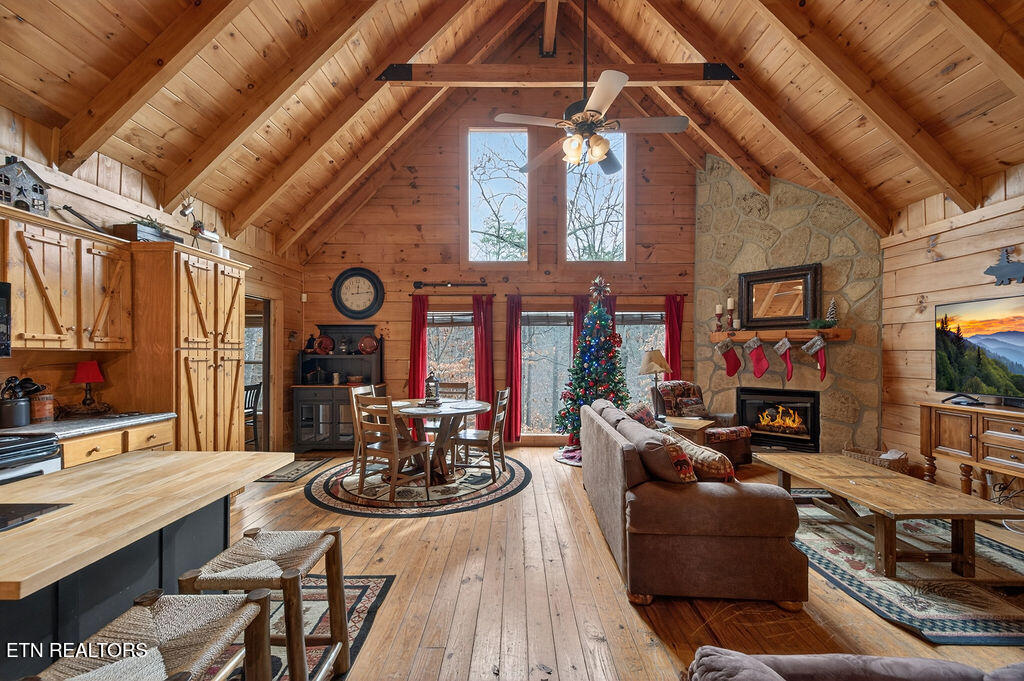 640 Forest Drive Pigeon Forge, TN 37863 - Photo 16 of 35 DSC_2165-Edit