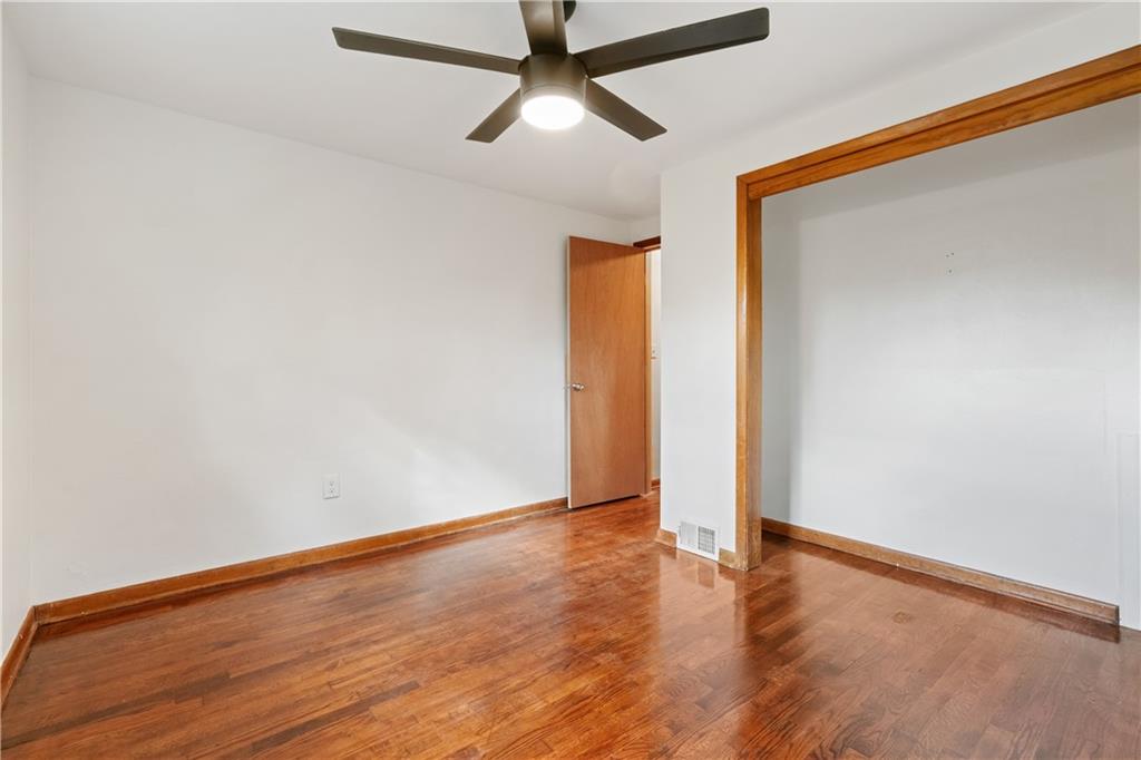 582 Lorraine Road Pittsburgh, PA 15221 - Photo 13 of 25 Gallery Image 13