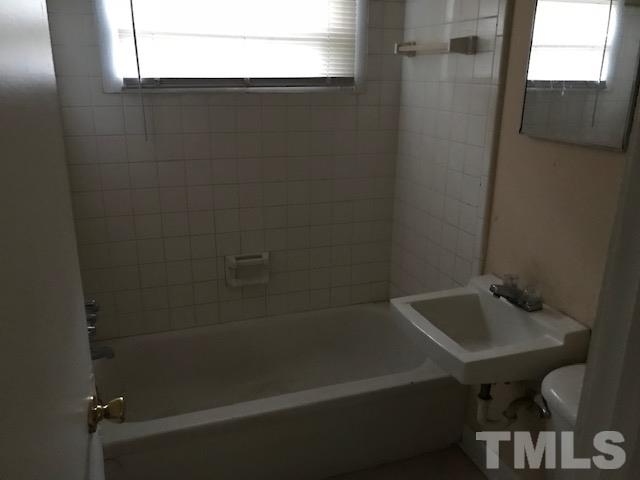 720 Oak Road Raleigh, NC 27603 - Photo 10 of 11