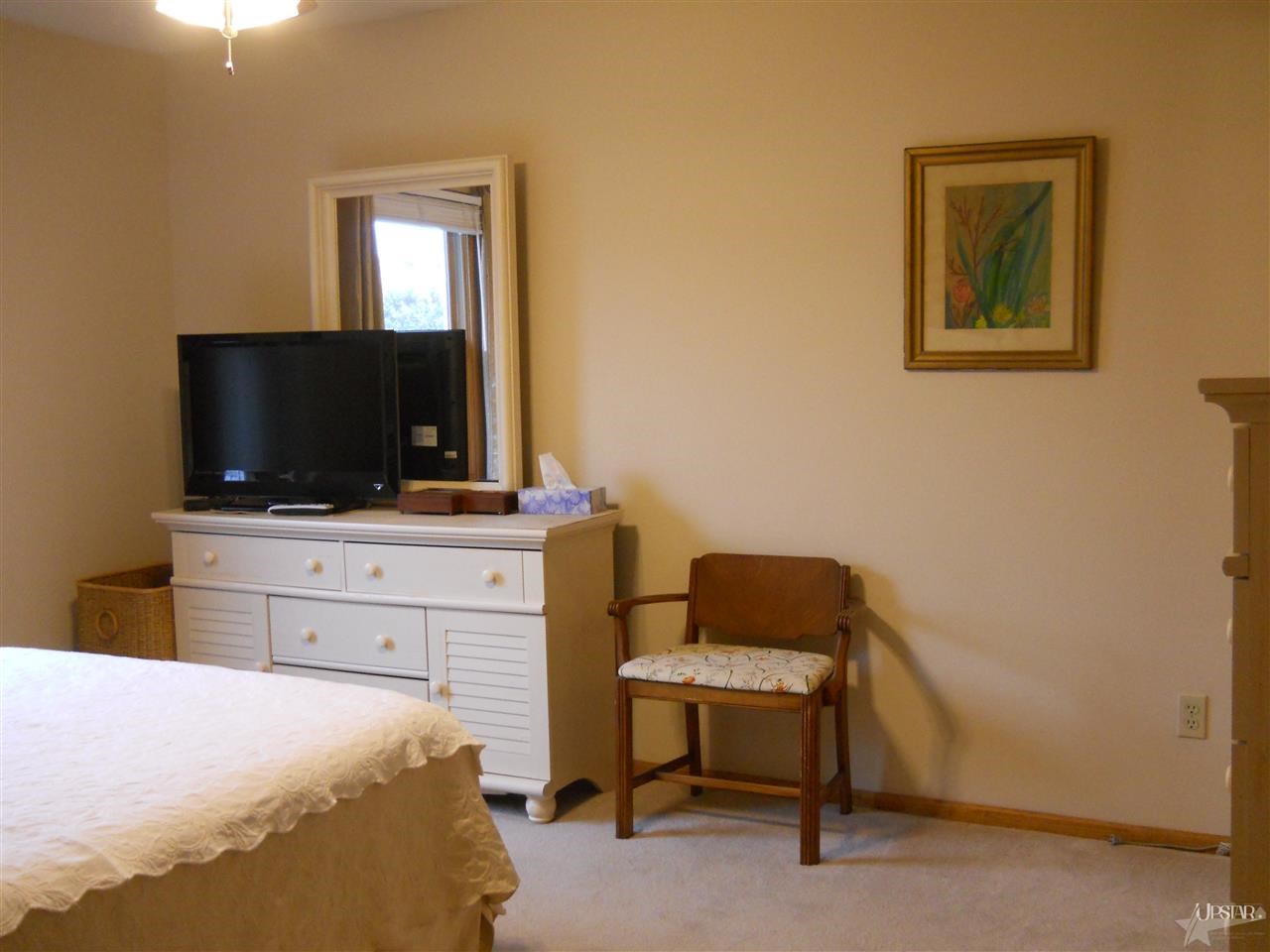 900 Trail Road Auburn, IN 46706 - Photo 15 of 30 Gallery Image 15