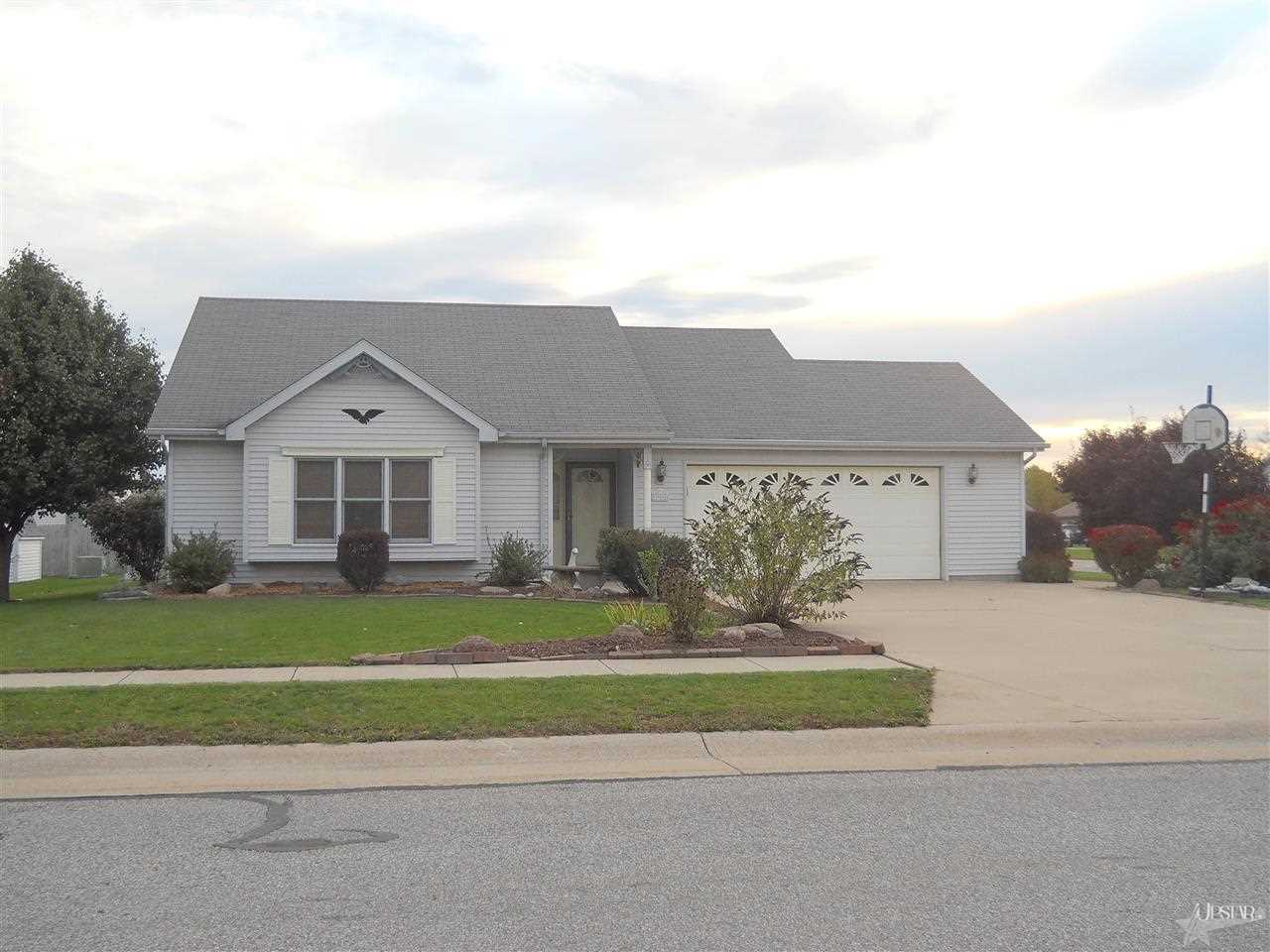 900 Trail Road Auburn, IN 46706 - Photo 24 of 30 Gallery Image 24