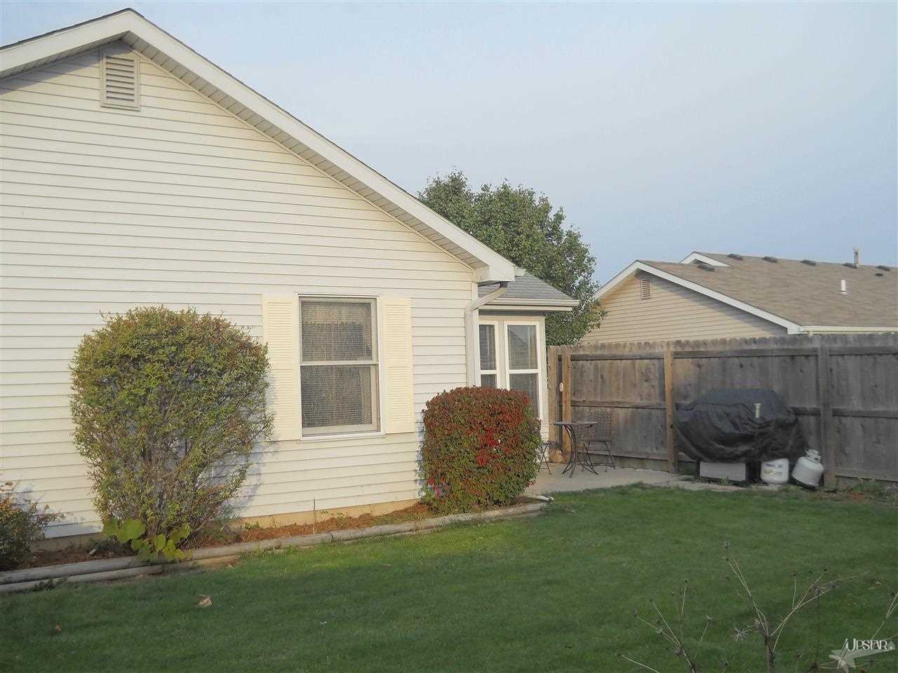 900 Trail Road Auburn, IN 46706 - Photo 25 of 30 Gallery Image 25