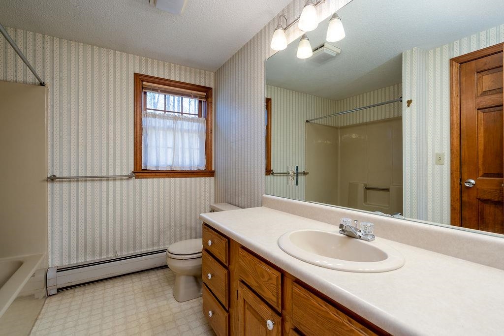 2 Wheeler Road Bow, NH 03304 - Photo 23 of 40