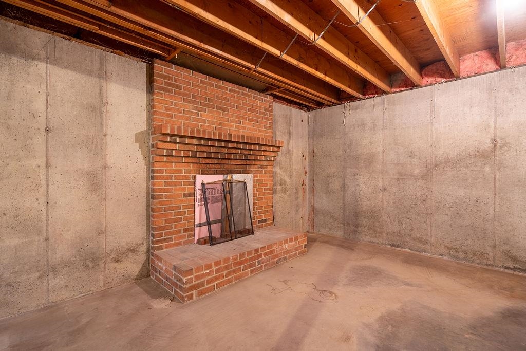 2 Wheeler Road Bow, NH 03304 - Photo 32 of 40