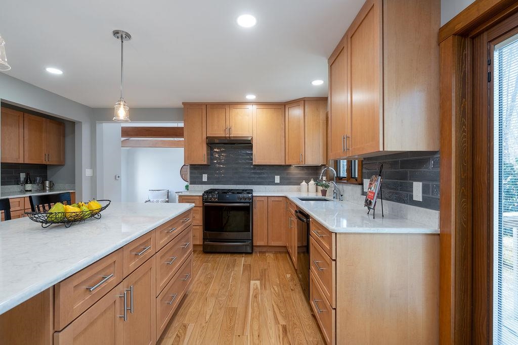 2 Wheeler Road Bow, NH 03304 - Photo 7 of 40