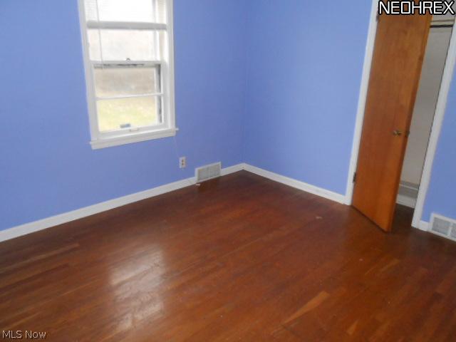 4018 Okalona Road Cleveland, OH 44118 - Photo 8 of 13