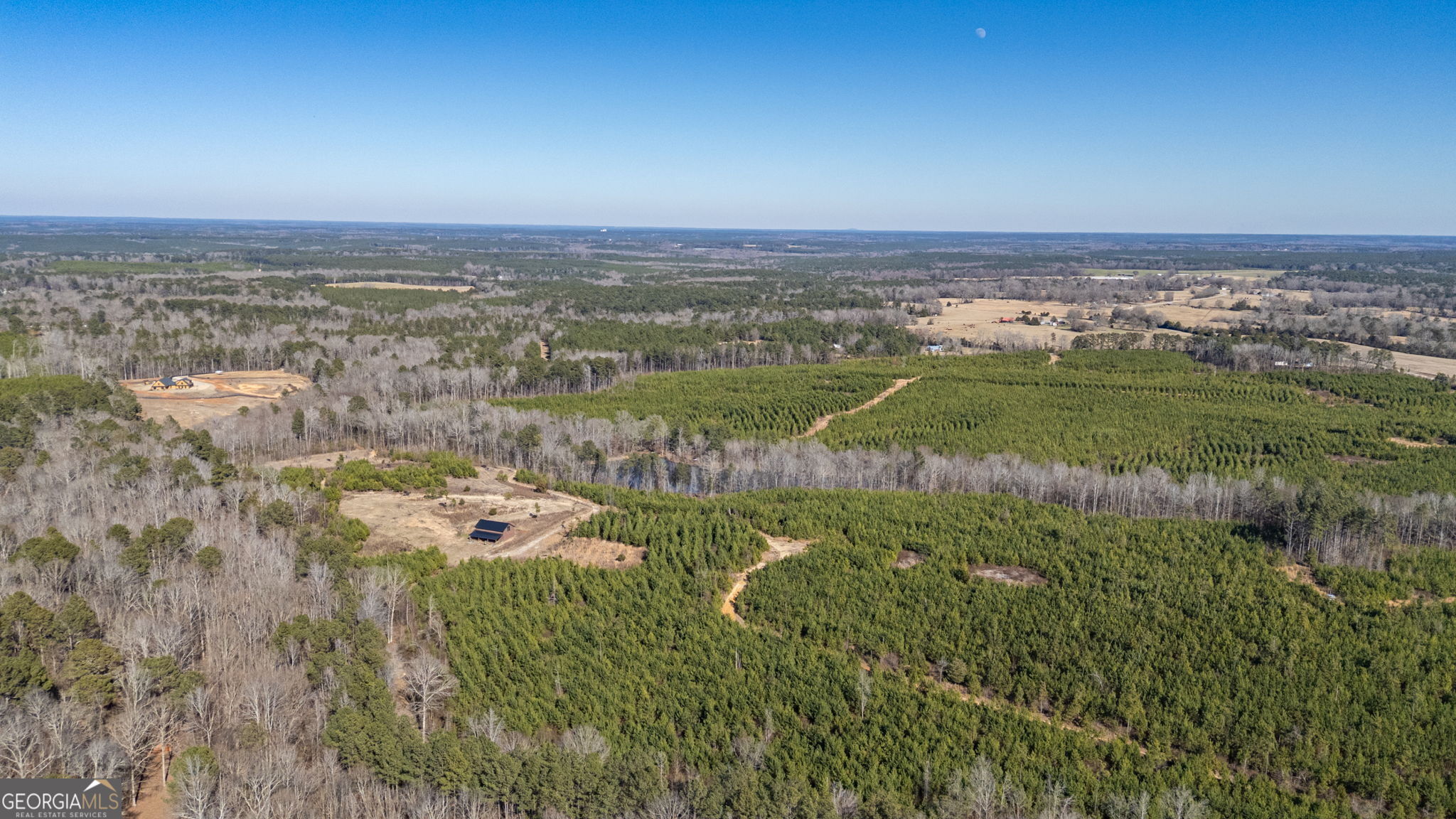 0 Warren Road White Plains, GA 30678 - Photo 4 of 37 a view of a city