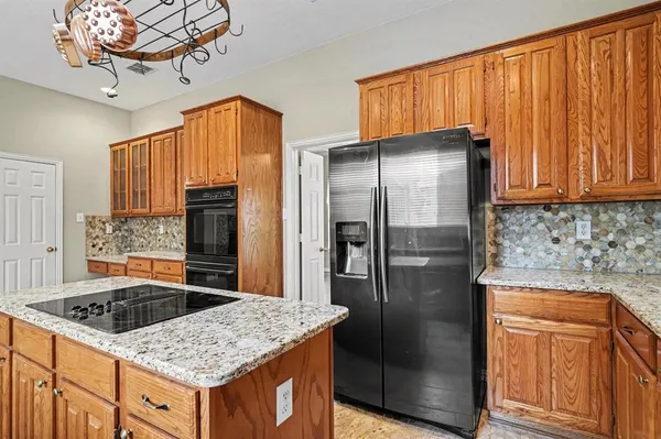 $385,000 | 1304 Pheasant Run, Crowley, TX 76036