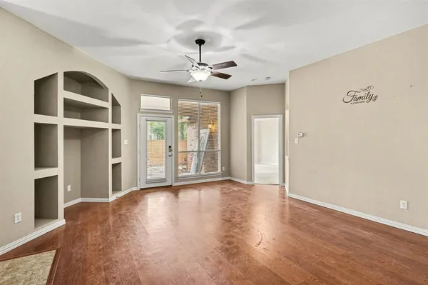 $385,000 | 1304 Pheasant Run, Crowley, TX 76036