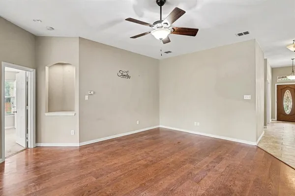 $385,000 | 1304 Pheasant Run, Crowley, TX 76036
