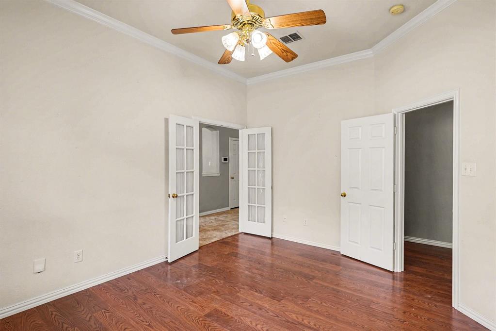 1304 Pheasant Run Crowley, TX 76036 - Photo 22 of 38