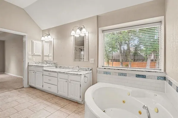 $385,000 | 1304 Pheasant Run, Crowley, TX 76036
