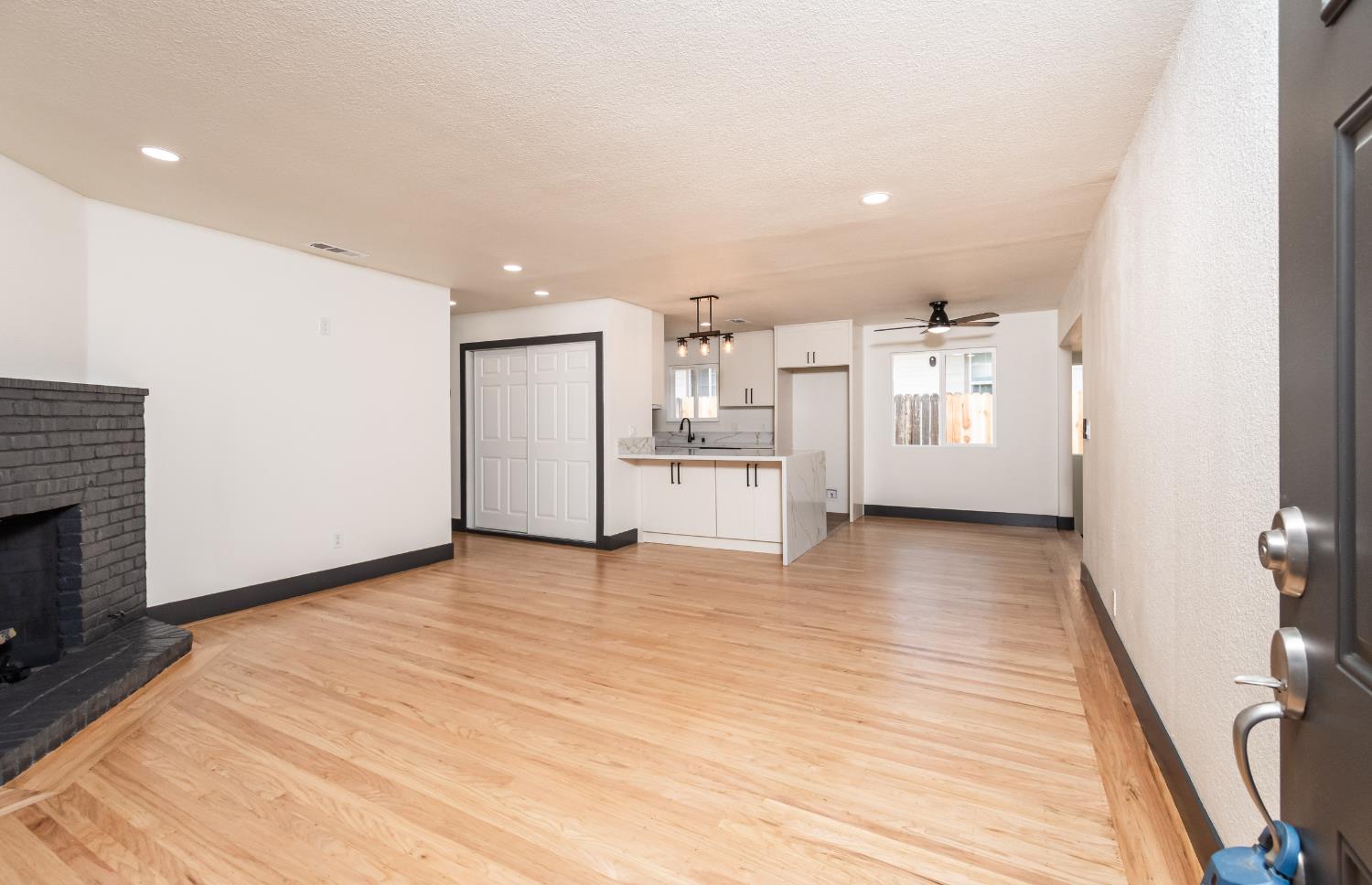 7800 Watson Way Citrus Heights, CA 95610 - Photo 9 of 72
