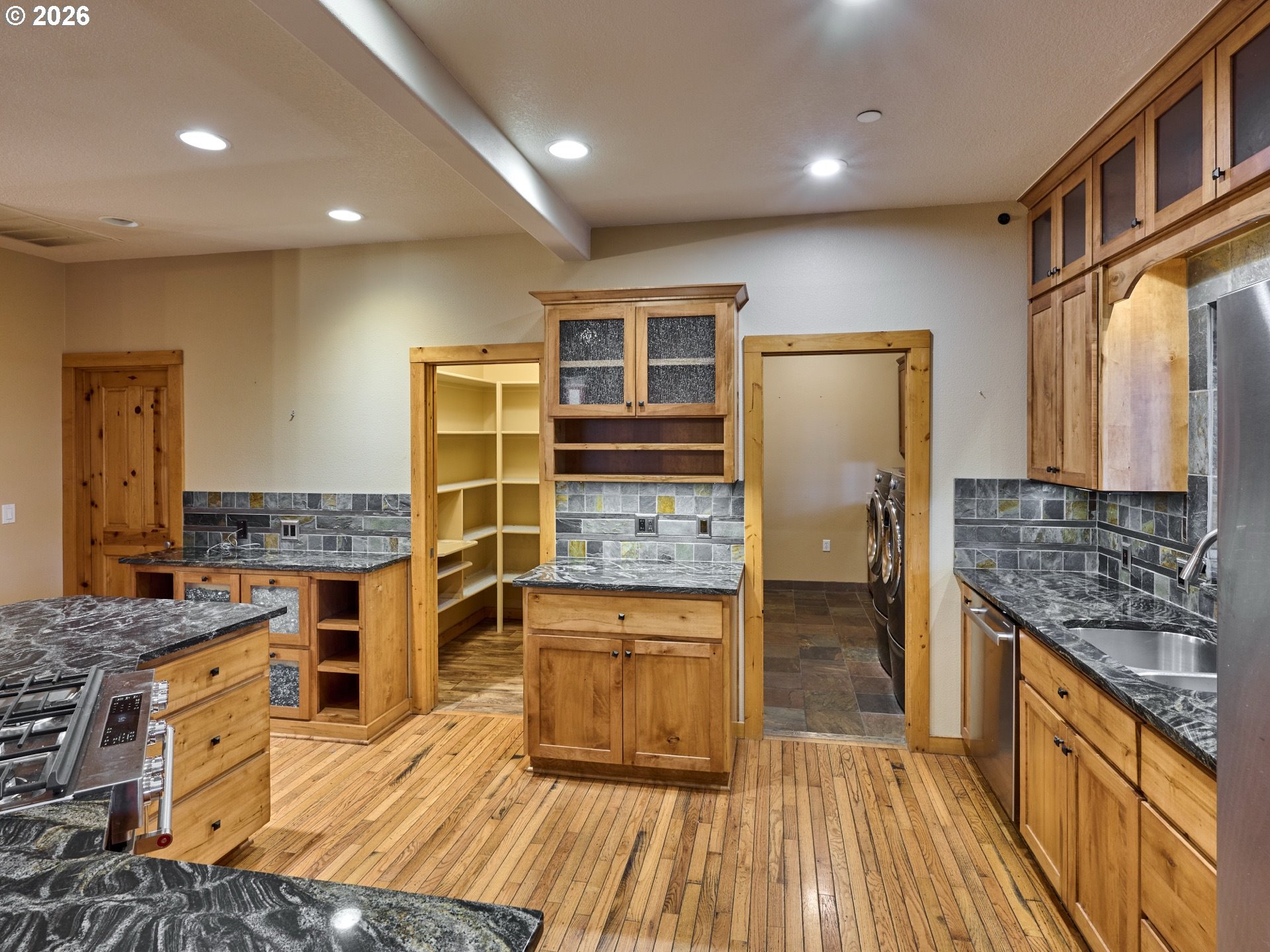 29977 Southwest Heater Road Sherwood, OR 97140 - Photo 12 of 48 Gallery Image 12