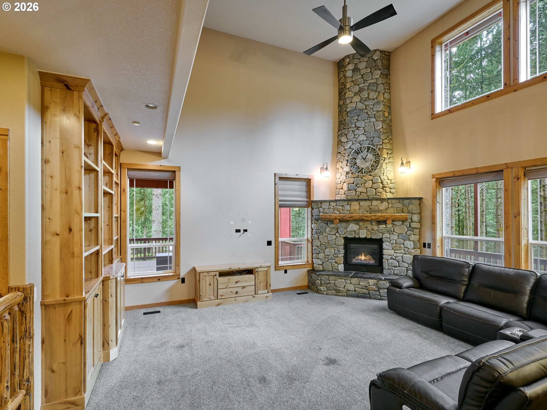 29977 Southwest Heater Road Sherwood, OR 97140 - Photo 4 of 48 Gallery Image 4