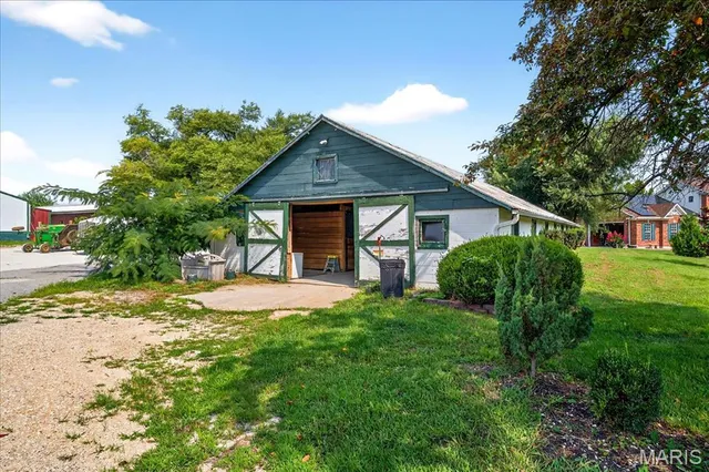 $1,999,000 | 28699 Roelker Road, Wright City, MO 63390