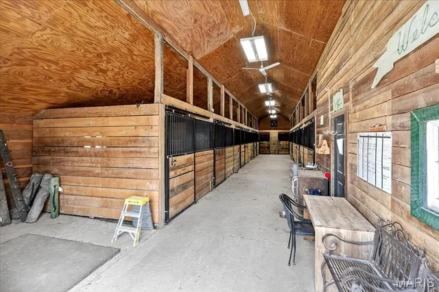 $1,999,000 | 28699 Roelker Road, Wright City, MO 63390