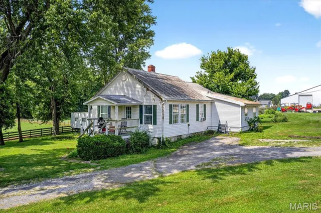 $1,999,000 | 28699 Roelker Road, Wright City, MO 63390