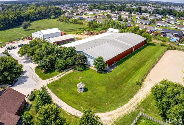 $1,999,000 | 28699 Roelker Road, Wright City, MO 63390