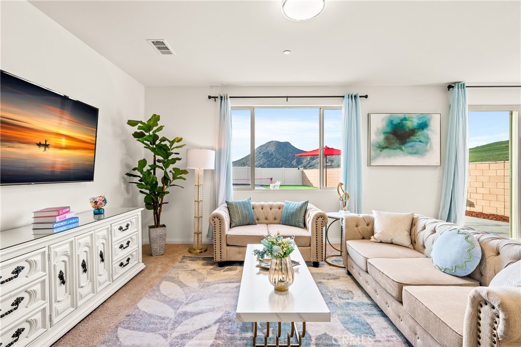 8538 Anthony Street Colton, CA 92324 - Photo 31 of 75