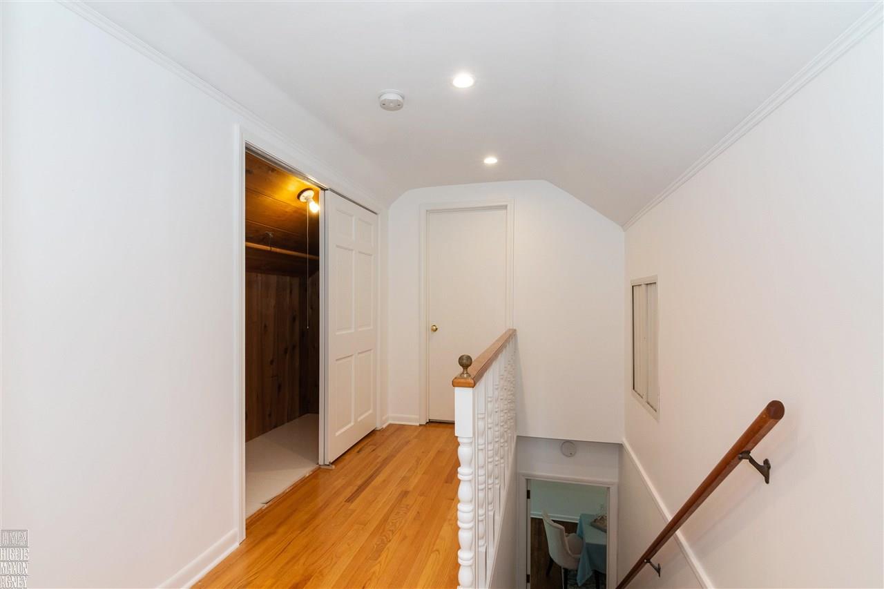260 Stephens Road Grosse Pointe, MI 48236 - Photo 16 of 29 50050357-16.JPG