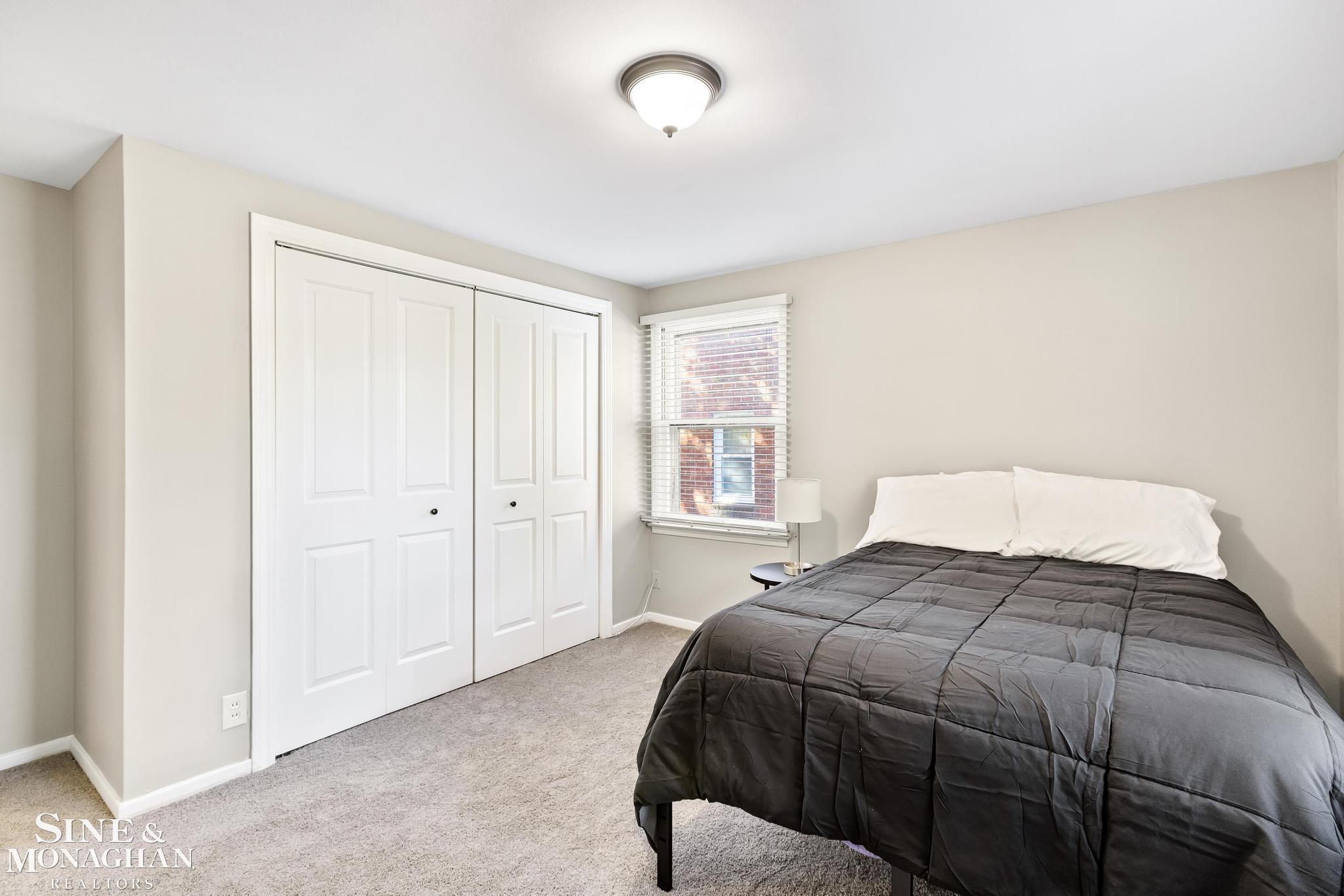 1685 Bournemouth Road Grosse Pointe Woods, MI 48236 - Photo 19 of 32