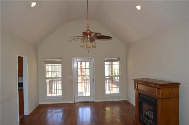 3075 Bowker Road Charlotte, TN 37036 - Photo 2 of 7