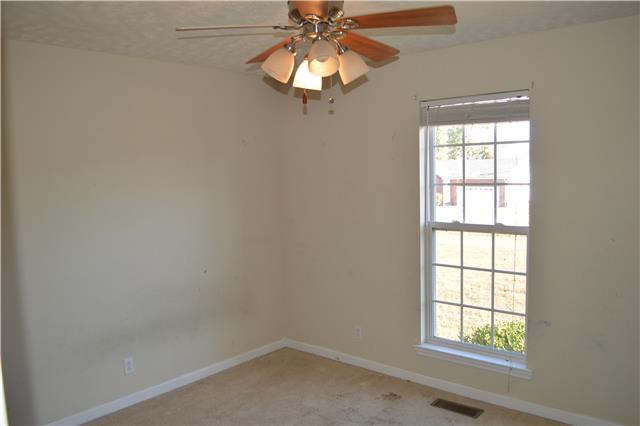 3075 Bowker Road Charlotte, TN 37036 - Photo 4 of 7