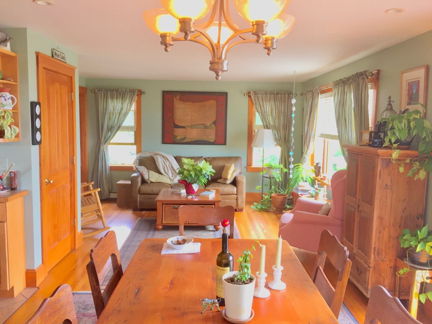 4 Raymonds Way Aquinnah, MA 02535 - Photo 9 of 20 a living room with patio furniture and a large window