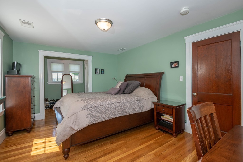42 Westwood Road Stoneham, MA 02180 - Photo 18 of 30 Gallery Image 18