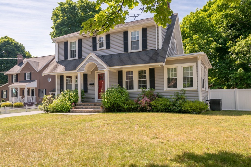 42 Westwood Road Stoneham, MA 02180 - Photo 2 of 30 Gallery Image 2