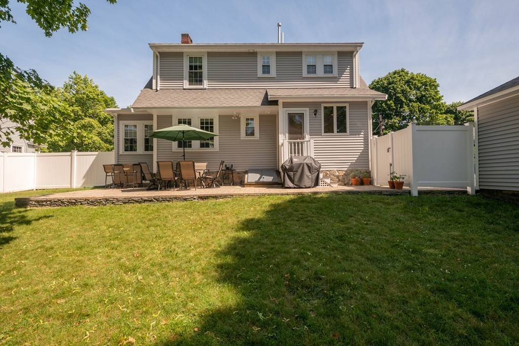 42 Westwood Road Stoneham, MA 02180 - Photo 27 of 30 Gallery Image 27
