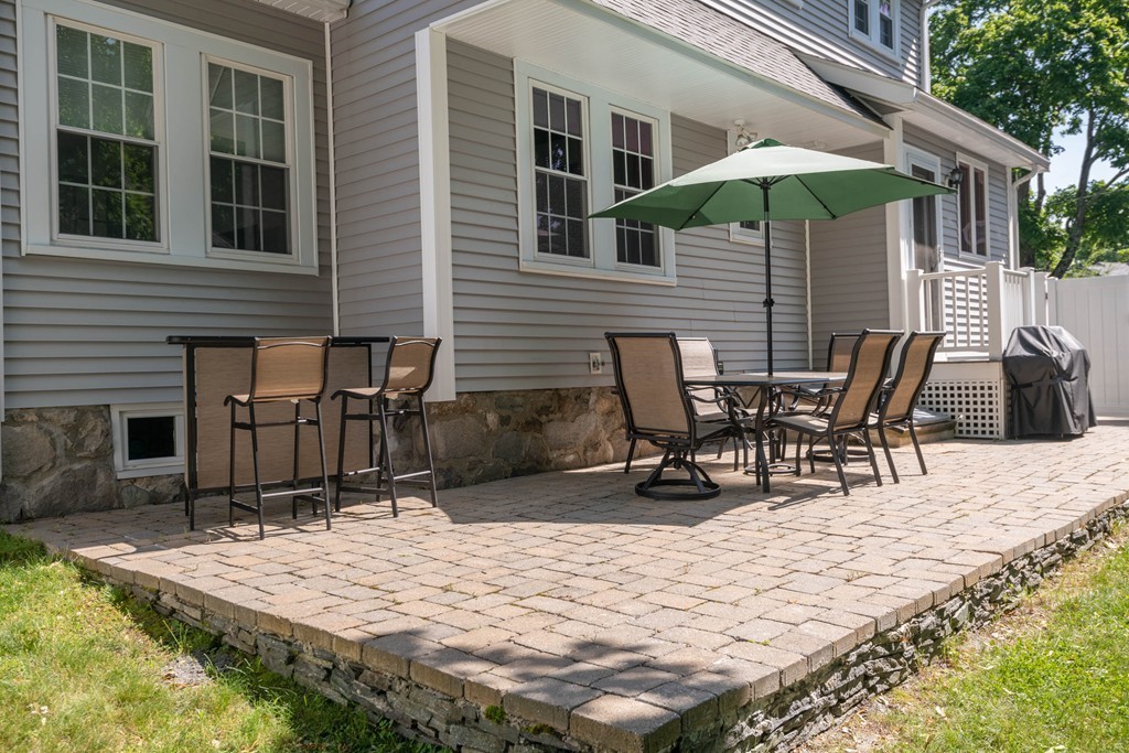 42 Westwood Road Stoneham, MA 02180 - Photo 29 of 30 Gallery Image 29