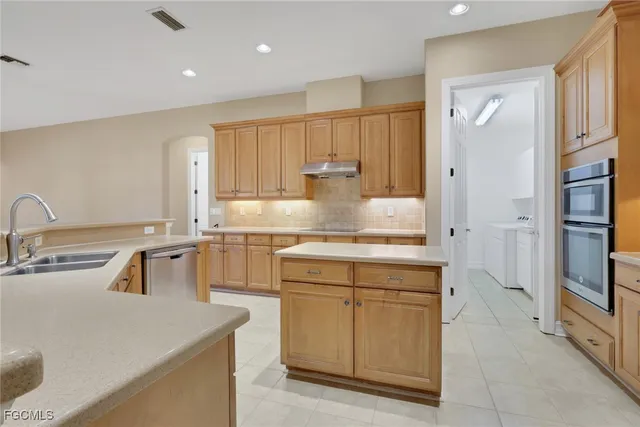 $4,000 | 12500 Fairmont Drive, Fort Myers, FL 33913