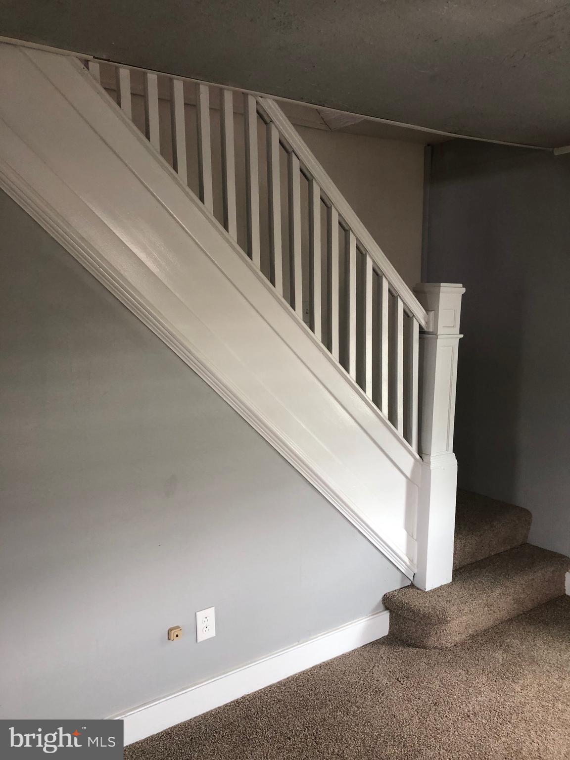 3539 Hawthorne Street Reading, PA 19605 - Photo 2 of 19 Stairs