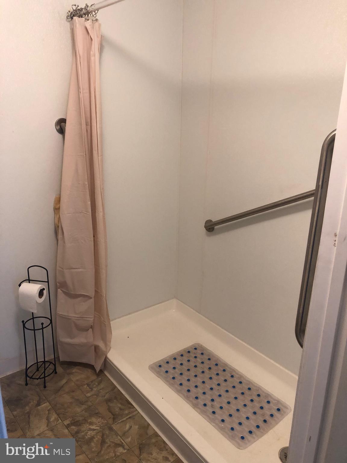 3539 Hawthorne Street Reading, PA 19605 - Photo 7 of 19 First Floor Bath