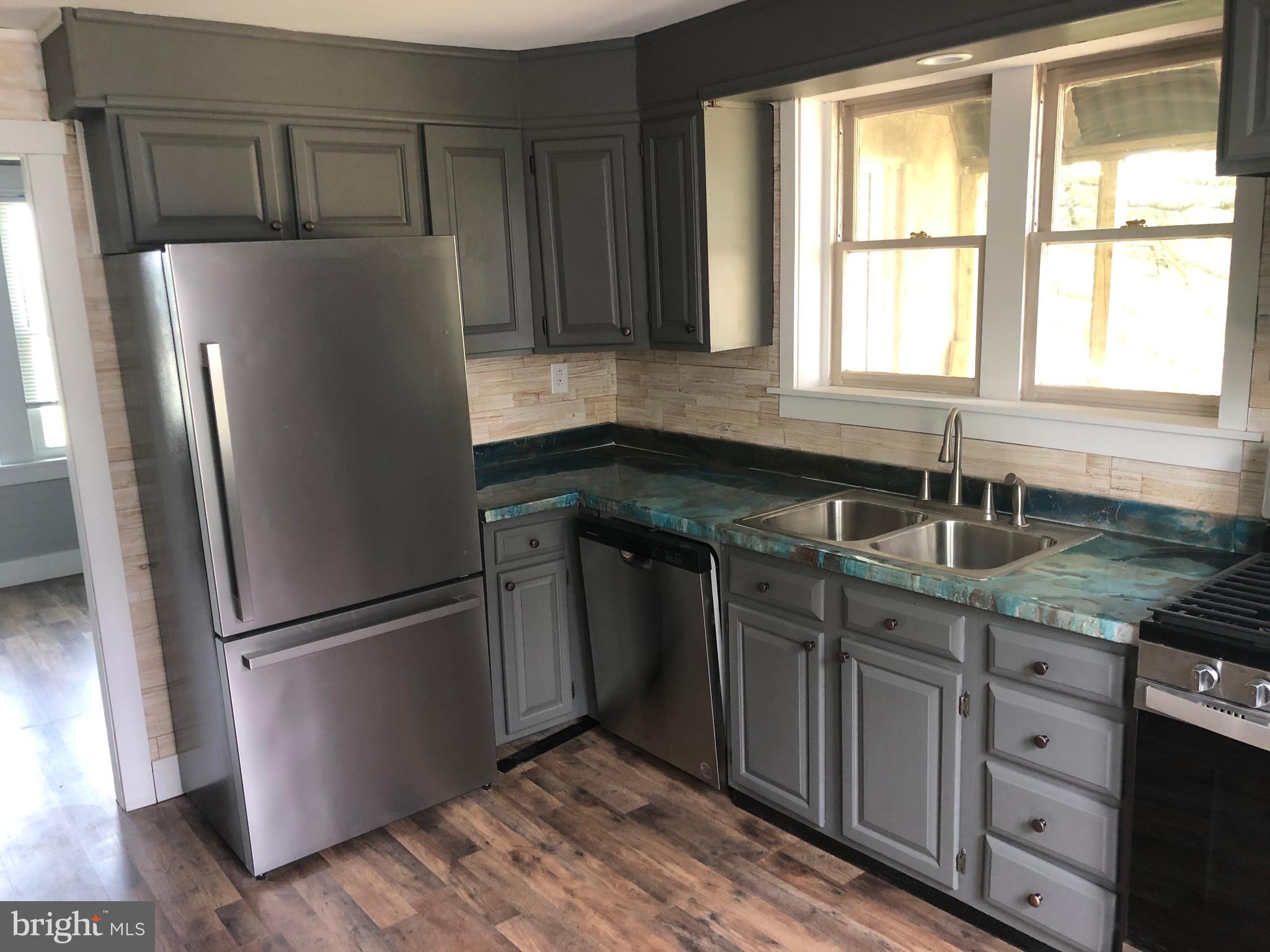 3539 Hawthorne Street Reading, PA 19605 - Photo 9 of 19 Kitchen