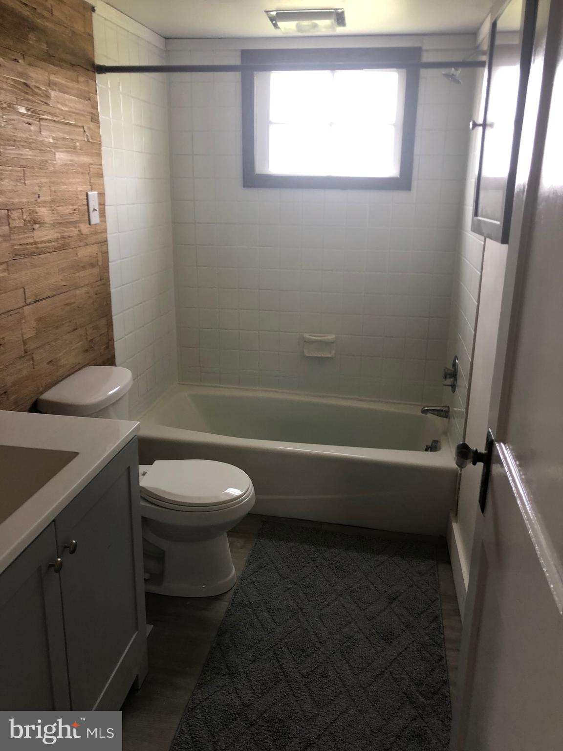 3539 Hawthorne Street Reading, PA 19605 - Photo 10 of 19 Second Floor Bath