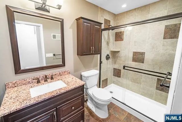 $2,300 | 44 G Manchester Lane, Unit G, West Milford, NJ 07480