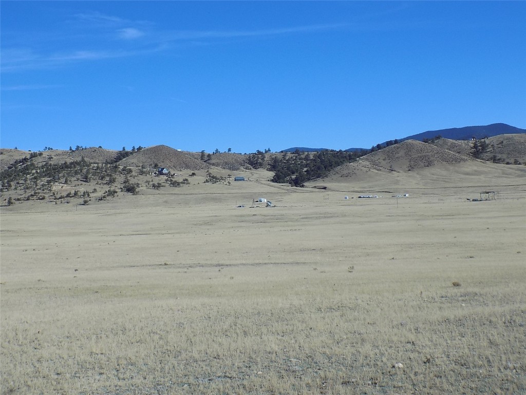 3685 Routt Road Hartsel, CO 80449 - Photo 3 of 10 a view of beach and mountain