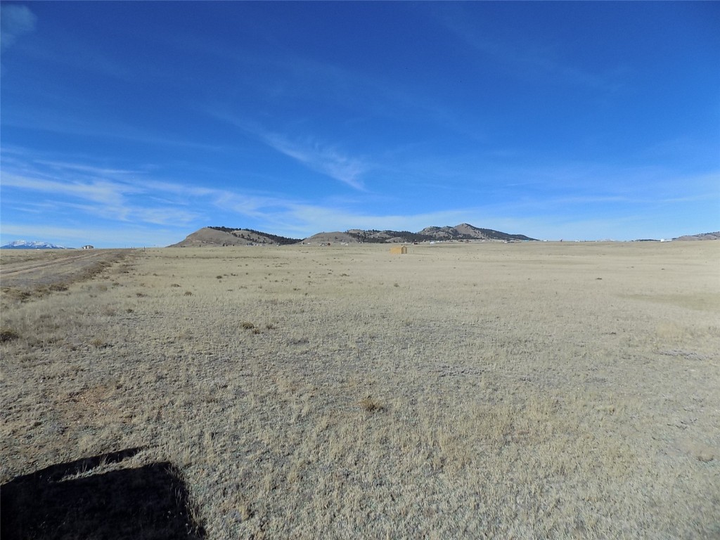3685 Routt Road Hartsel, CO 80449 - Photo 7 of 10 a view of beach and mountain